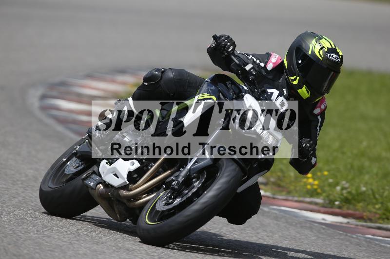 /Archiv-2024/29 12.06.2024 MOTO.CH Track Day ADR/Gruppe blau/10